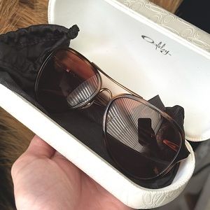 Women’s Oakley KickBack Tortoise Aviator Sunglasses